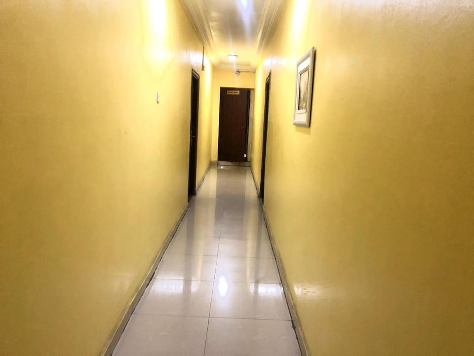 De Lawrence Court & Suites Hotel in Lagos