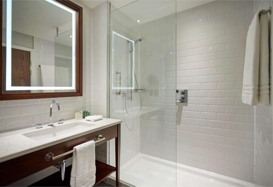 Hilton Southampton - Utilita Bowl Resort in Eastleigh District
