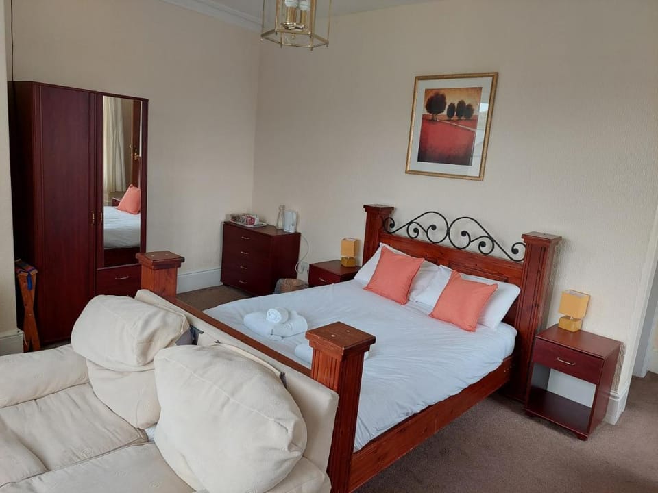 Y Pengwern Bed and Breakfast in Wales