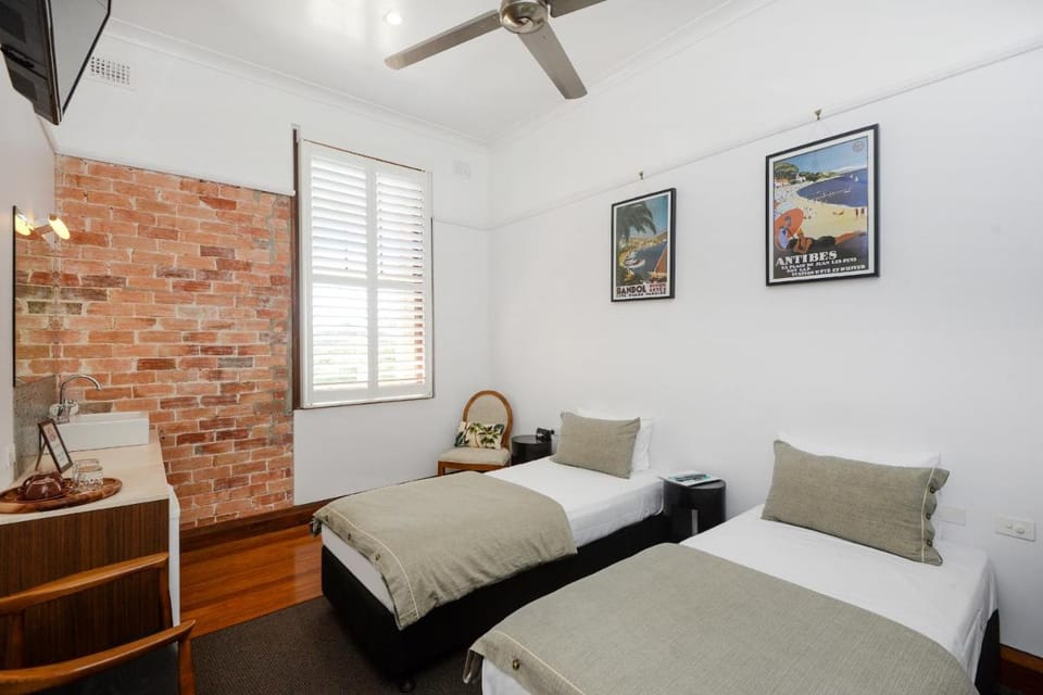 Pier Hotel Hotel in Coffs Harbour