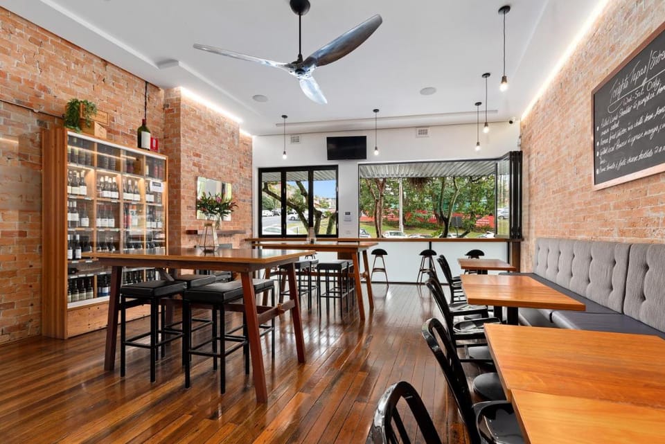 Pier Hotel Hotel in Coffs Harbour