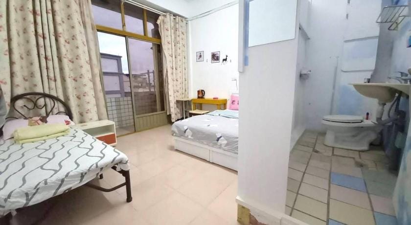 Yuxian Family Business BnB Bed and Breakfast in Xiamen