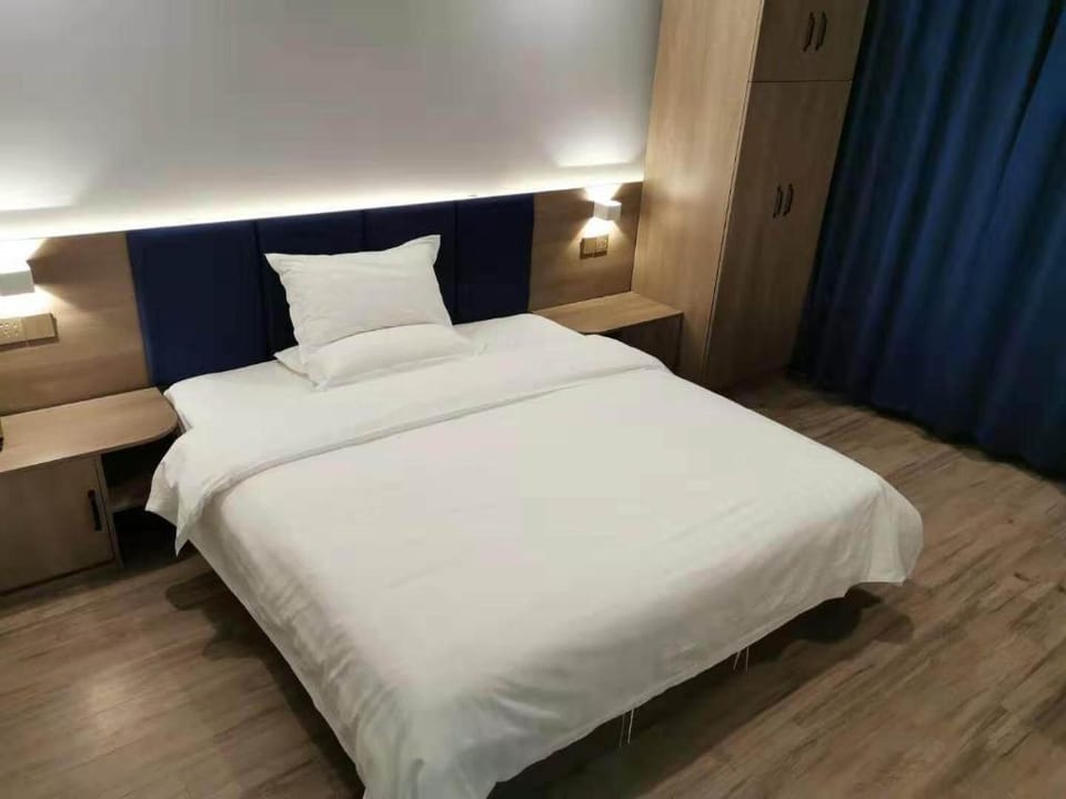 7 Days Premium Tianjin Ancient Cultural Street Eyes of Tianjin Hotel in Tianjin