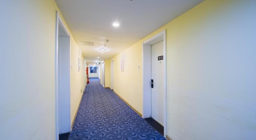 7 Days Inn Chengdu Wuhoucu Bridge Branch Hotel in Chengdu