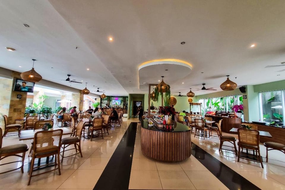 CRYSTALKUTA Hotel - Bali Hotel in Kuta
