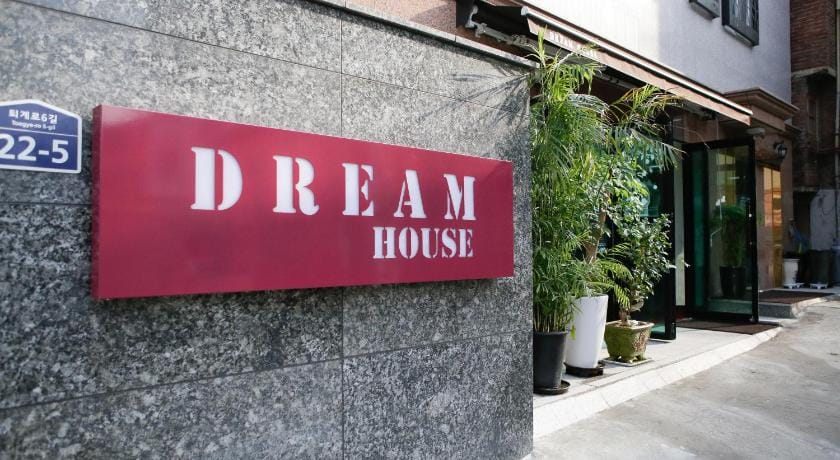 Dream Guest House Myeongdong Bed and Breakfast in Seoul