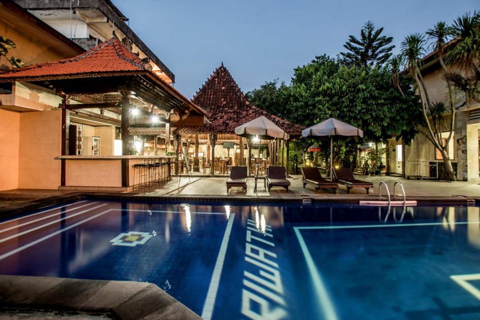Suriwathi Hotel Hotel in Kuta