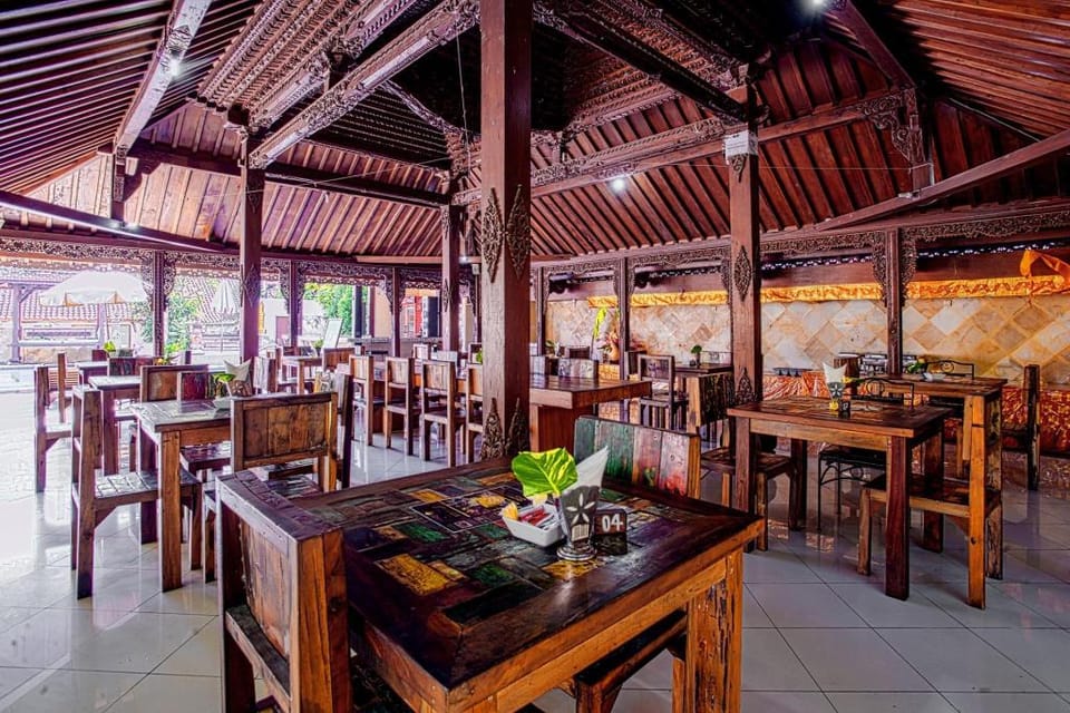 Suriwathi Hotel Hotel in Kuta