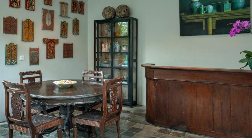 Room & Vespa Suite 3 Bed and Breakfast in Kuta