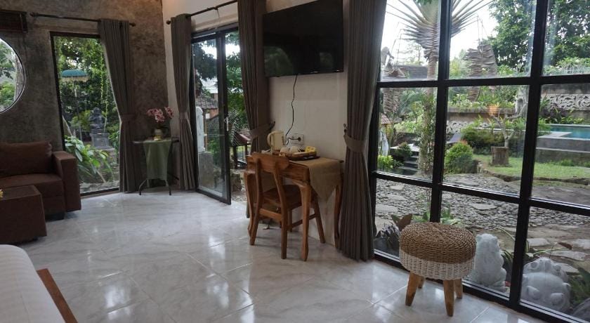 Liyer Spirit House Bed and Breakfast in Sukawati