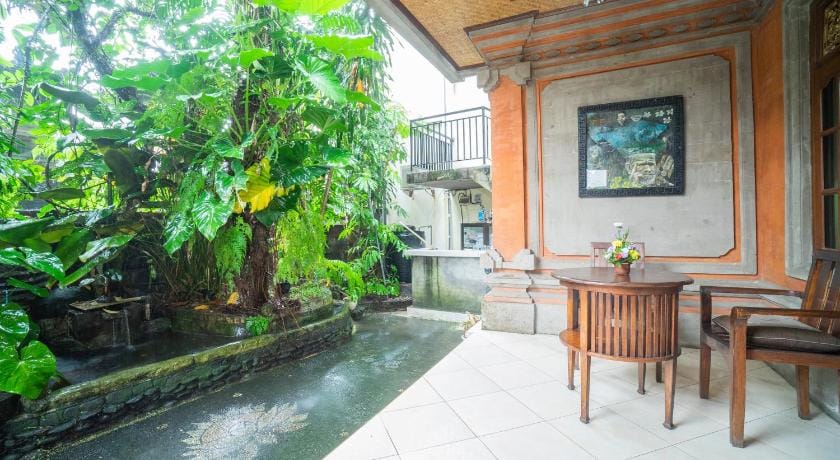 Raka House Accomodation Bed and Breakfast in Ubud