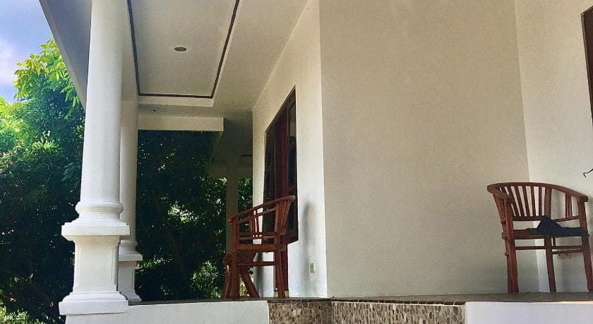 Karimunjannah House Bed and Breakfast in Indonesia