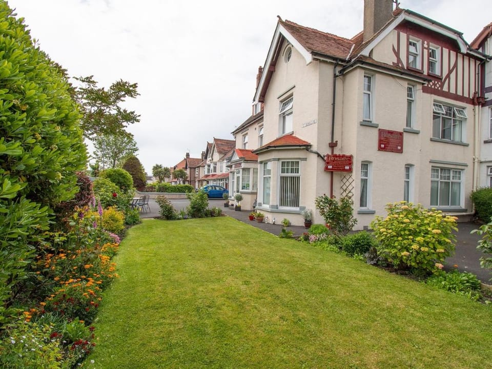 Rosaire Guest House Bed and Breakfast in Llandudno