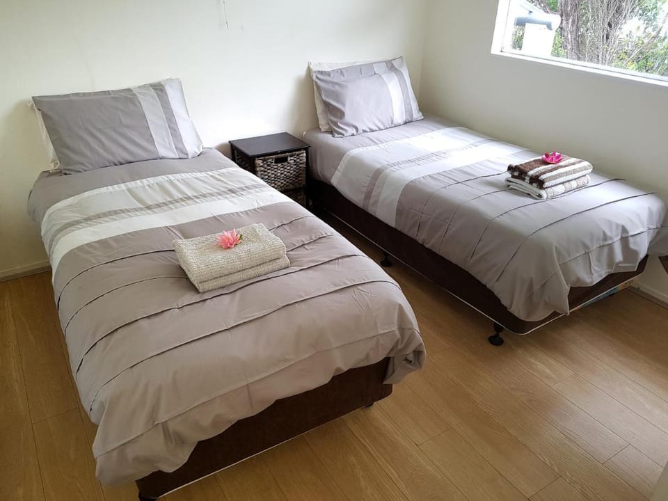 Allegro Holiday Home - Your perfect holiday house! Vacation rental in Auckland