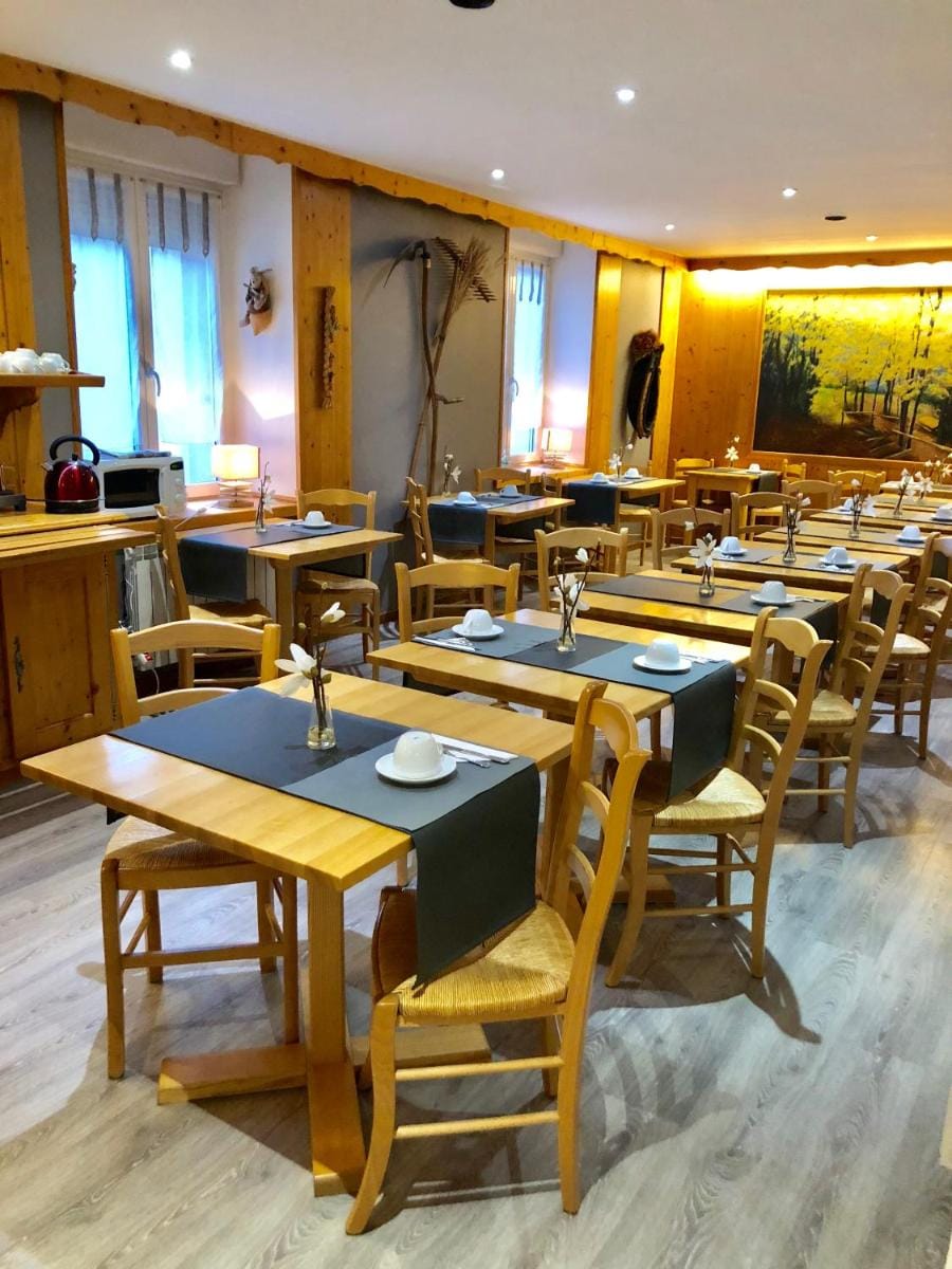 Hotel Les Montagnards Hotel in Morteau