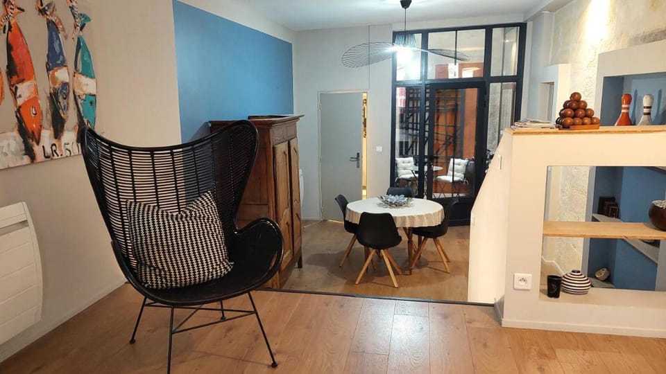 Appartement de charme, multi-niveaux - Jardin Public Apartment in Bordeaux