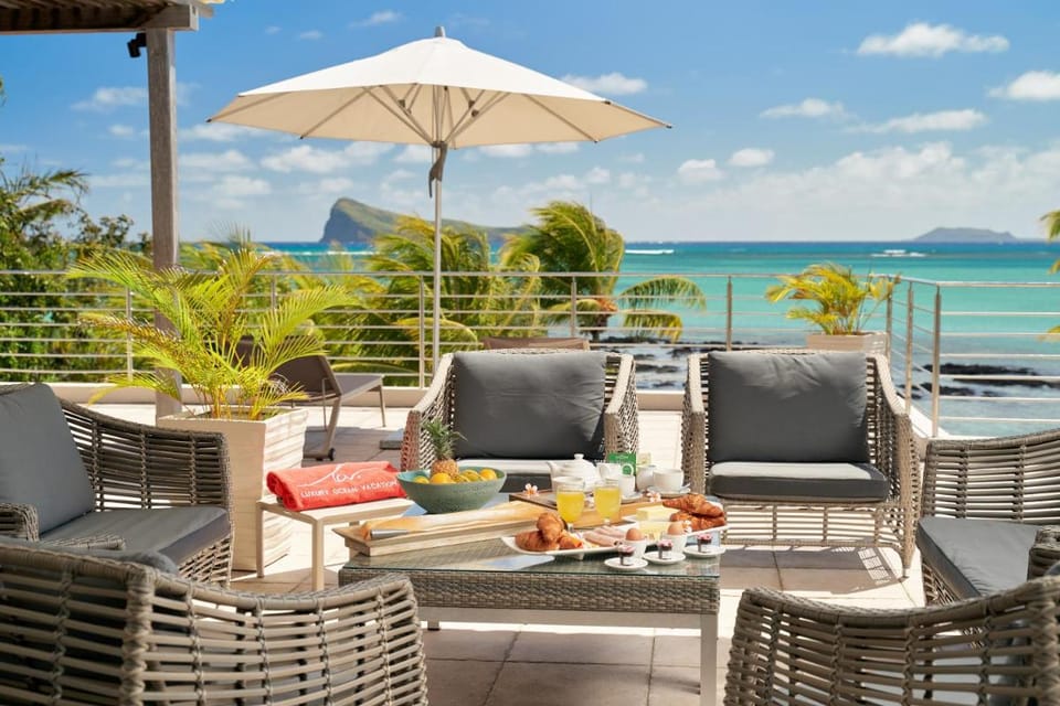 Cape Point Seafront by LOV Mauritius Apartment in Rivière du Rempart District, Mauritius
