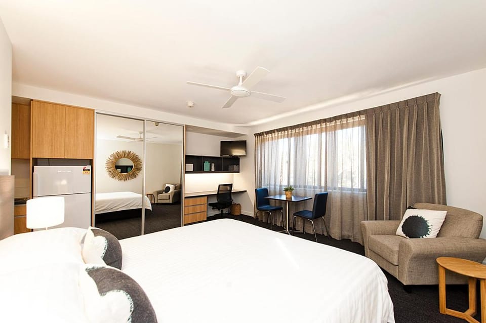 St Catherine's on Park Apartment hotel in Nedlands