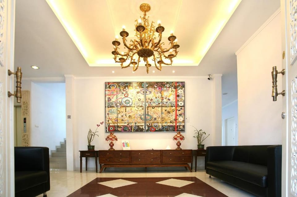 Sun Rise House Bed and Breakfast in South Jakarta City