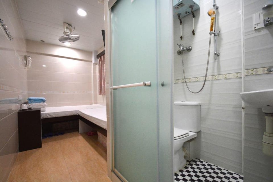 Hung Kiu Guest House Hotel in Hong Kong