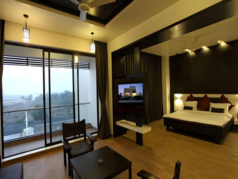 Hotel The Grand Daksh Somnath Hotel in Gujarat