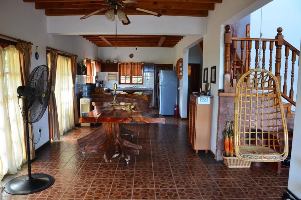 Kaz Ladouceur Bed and Breakfast in Africa