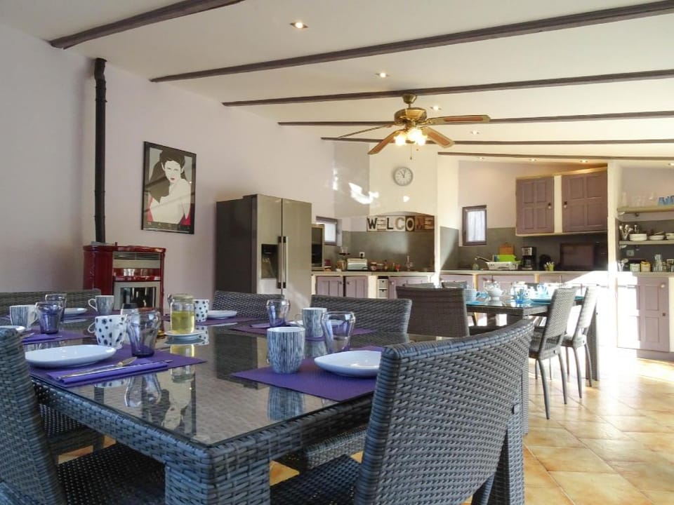 Clos St Pierre de Fraisse Bed and Breakfast in Avignon