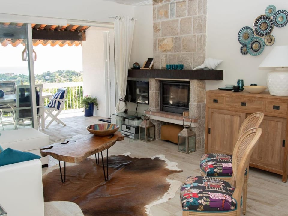 Gorgeous Villa Les Issambres with Swimming Pool Villa in Sainte-Maxime