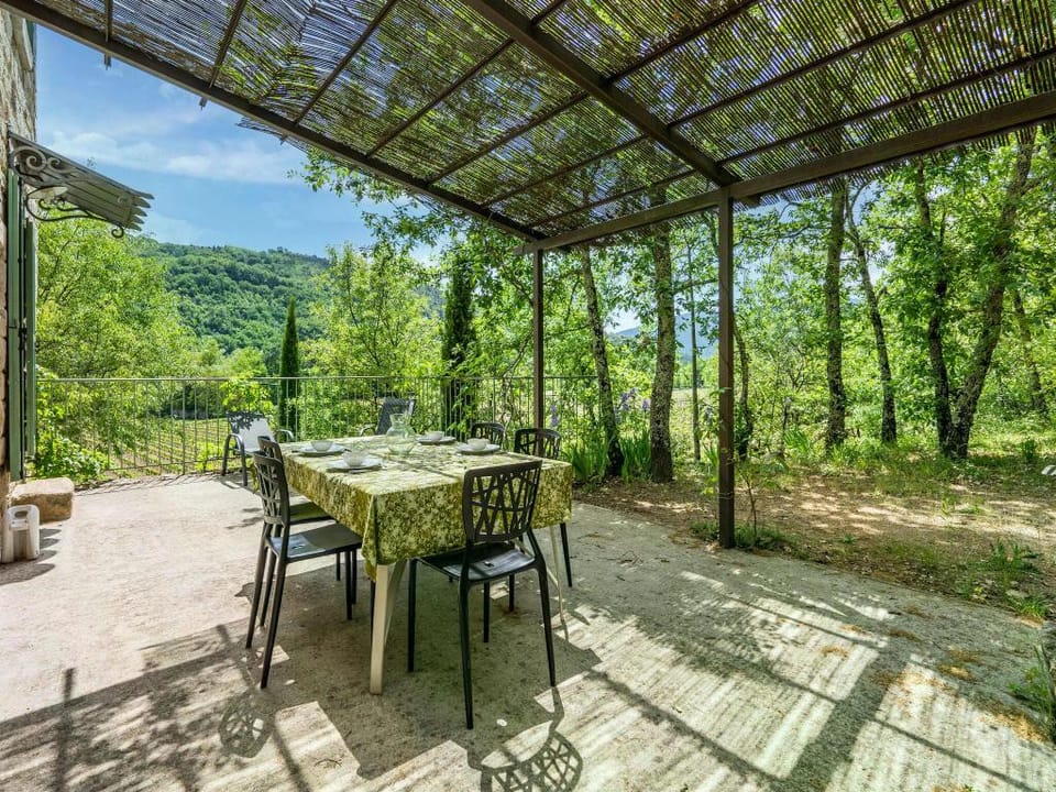 Holiday Home in Les Assions near Bois de Paiolive Vacation rental in Auvergne-Rhône-Alpes