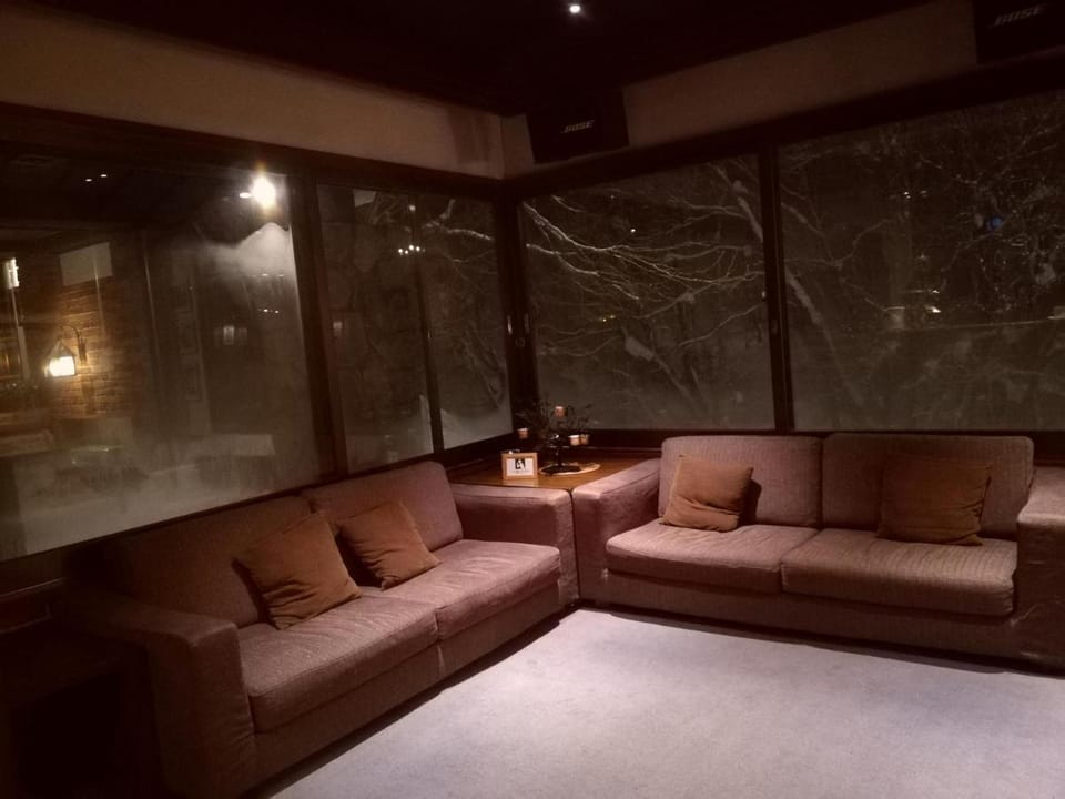 Fujio Pension Madarao Apartment Hotel & Restaurant Bed and Breakfast in Nagano Prefecture