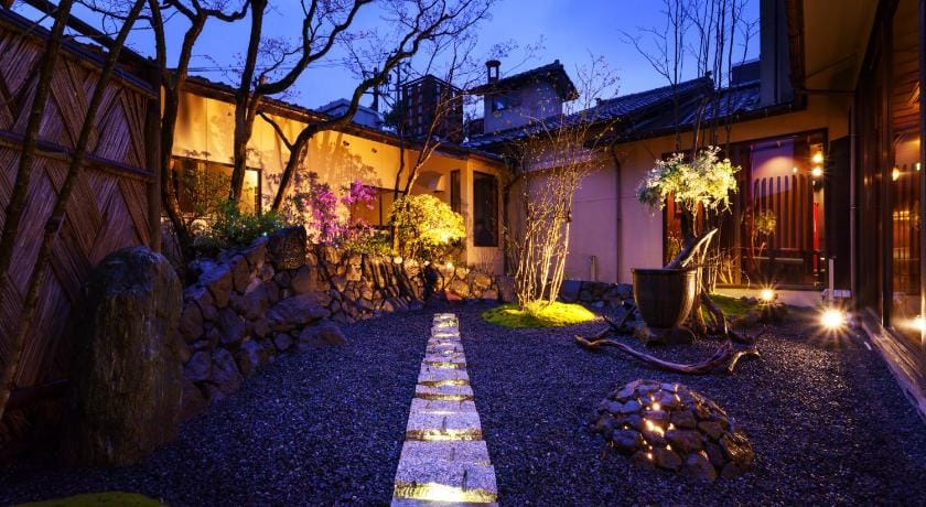 Tsukioka Spa Asobiyado Akebono Ryokan in Japan
