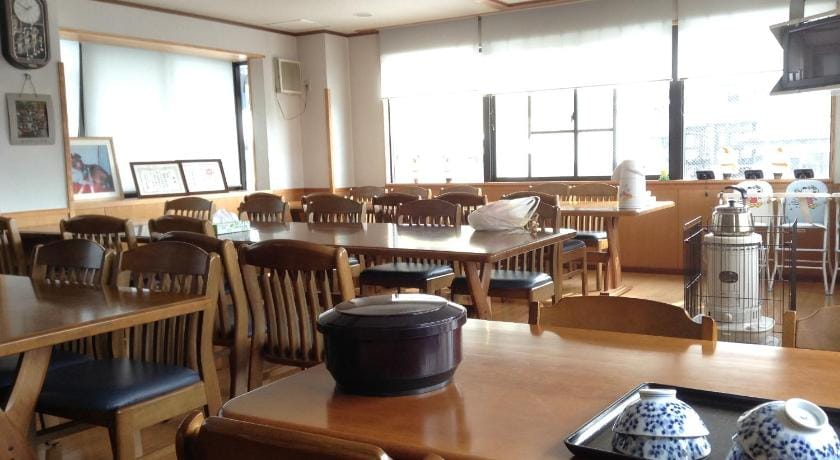 Peanuts House Kumakuma Bed and Breakfast in Nozawaonsen