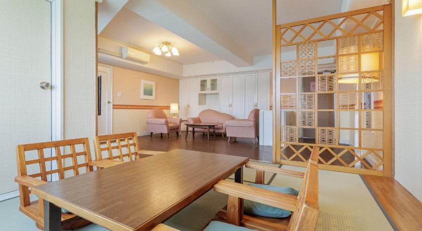 Izumigo Toba Dog Paradise Hotel Ryokan in Tokyo Prefecture