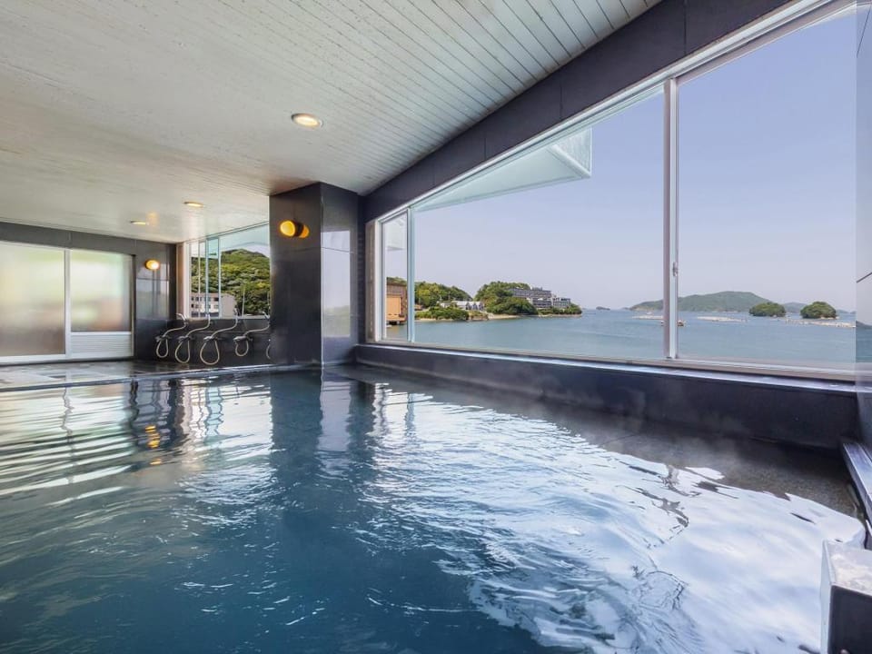 Izumigo Toba Dog Paradise Hotel Ryokan in Tokyo Prefecture