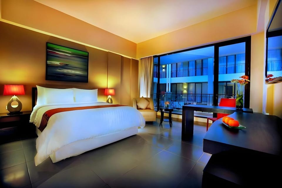 100 Sunset Kuta Hotel & Ballroom Hotel in Kuta