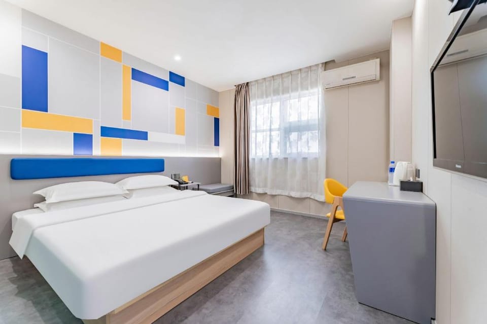 7 Days Inn Hohhot Zhongshan Road Hailiang Nations Market Hotel in China