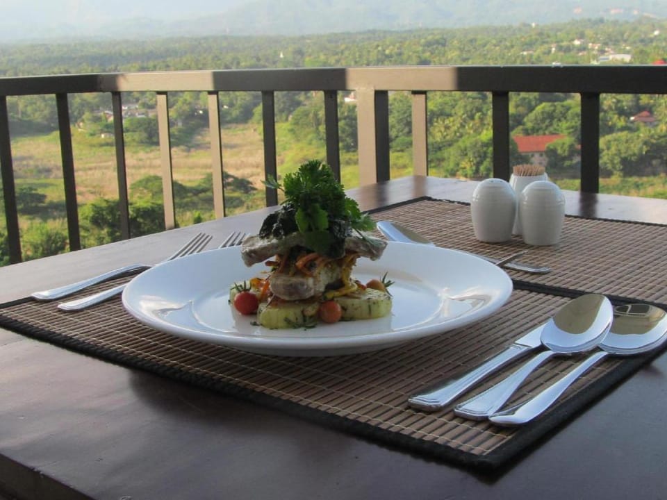 Villa Arunalu Kandy Bed and Breakfast in Gangawatakorale