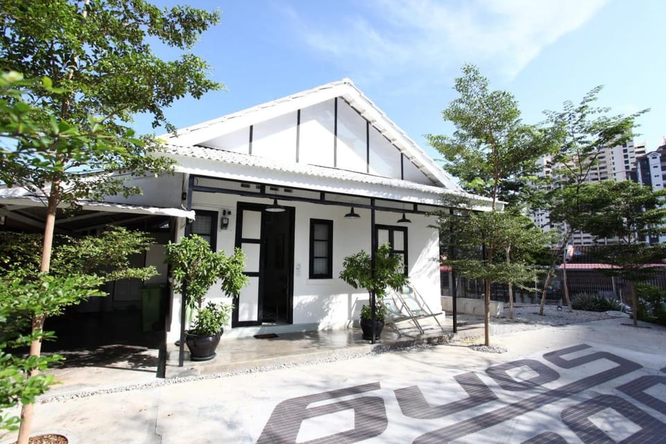 Stay SongSong Mount Erskine Vacation rental in George Town