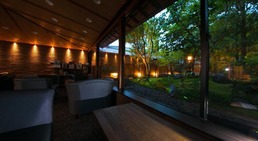 Ryokan Yakakutei Hotel in Japan