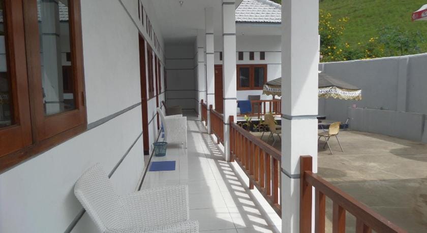 Savana Guesthouse Hotel in East Java