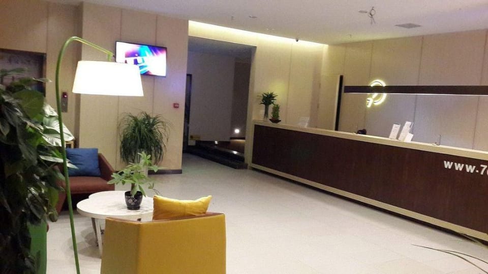 7Days Inn Chongqing Wulong City Square Hotel in China