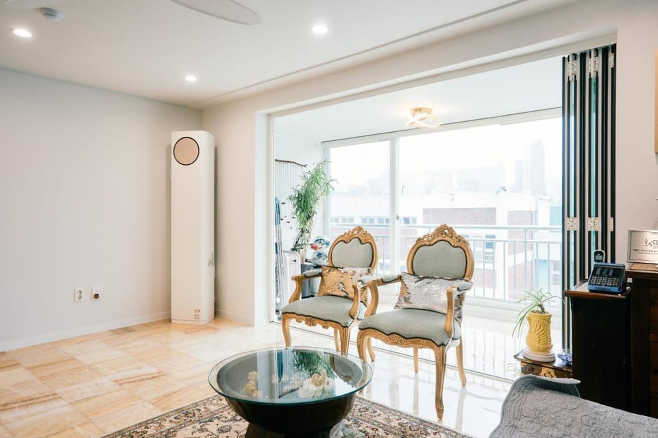 Garosugil Homestay - Female Only Vacation rental in Seoul