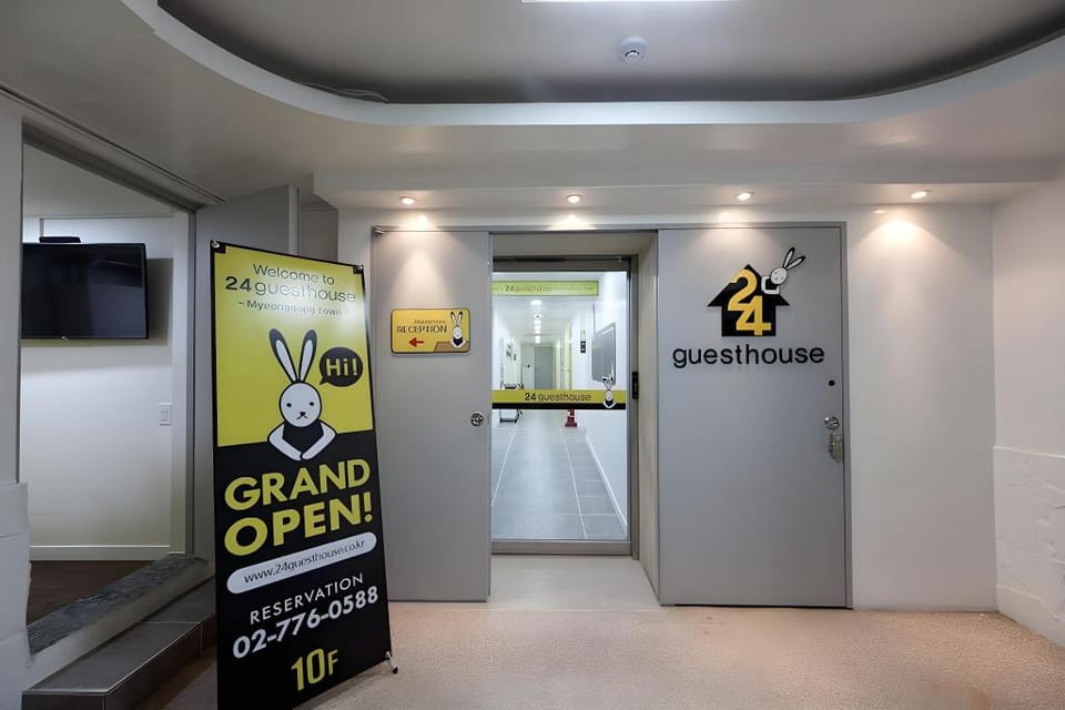 24 guesthouse Myeongdong Town Bed and Breakfast in Seoul
