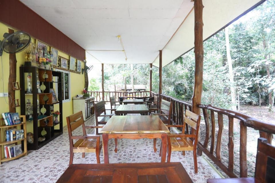 Mata Guesthouse Bed and Breakfast in Trat Changwat