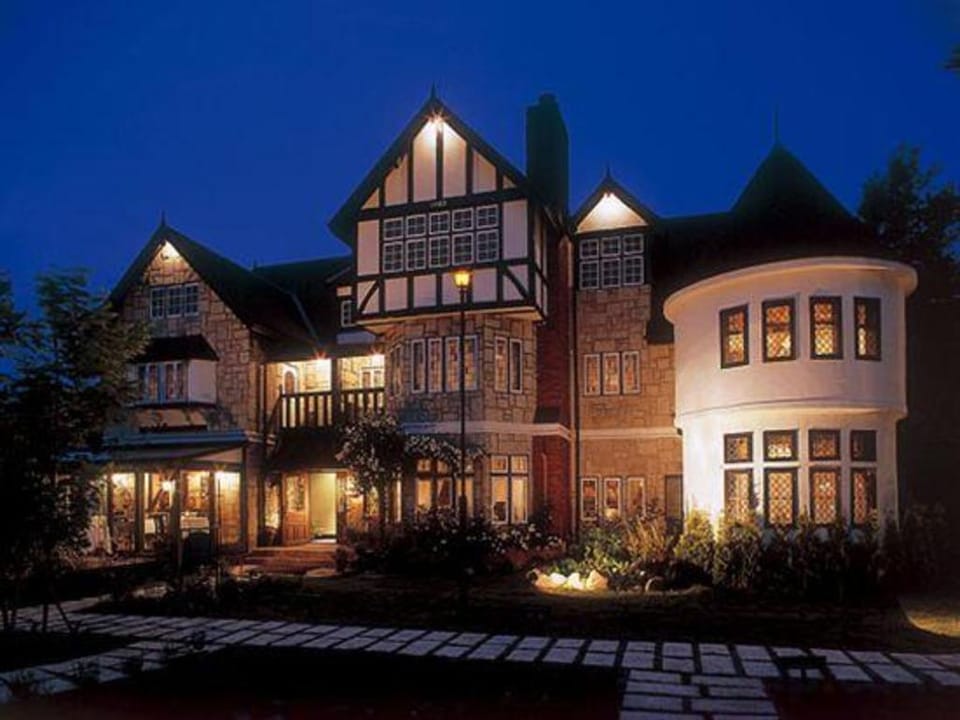 Petit Hotel & Restaurant Old Age Bed and Breakfast in Nagano Prefecture