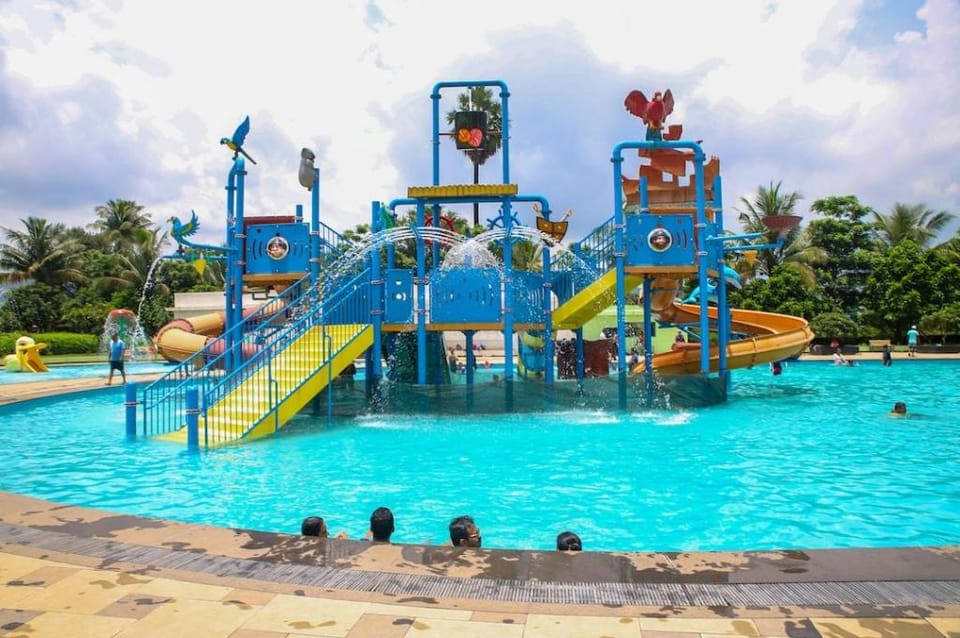 UKs Resort Khopoli Hotel in Maharashtra