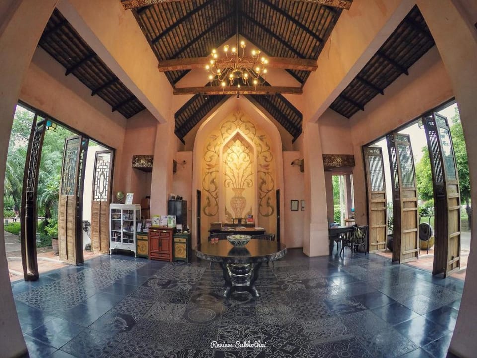 Dorm of Happiness by Tharaburi Hostel in Thailand