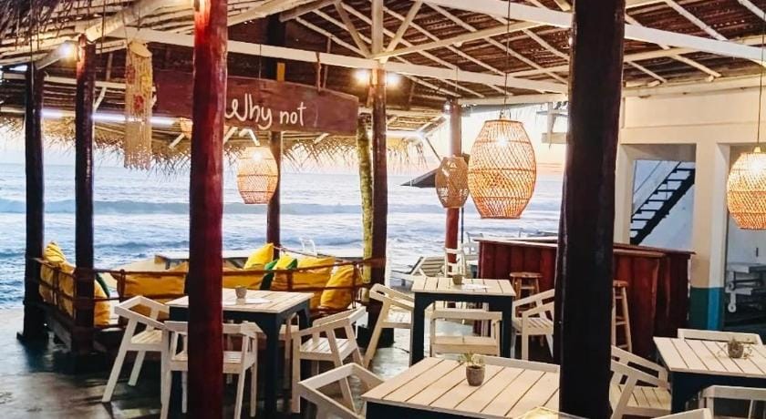 Why Not Guest House Bed and Breakfast in Hikkaduwa