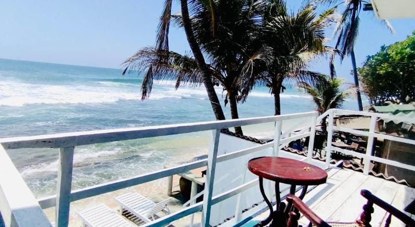 Why Not Guest House Bed and Breakfast in Hikkaduwa