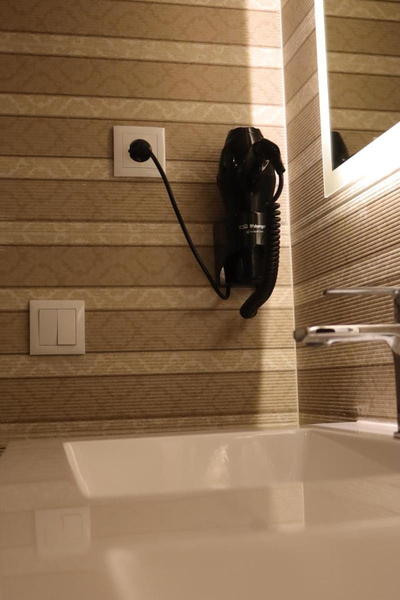 MIDIS - Local Accommodation Bed and Breakfast in Lisbon